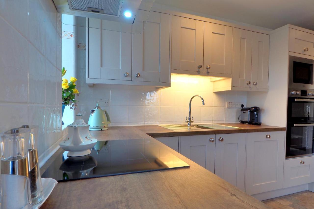 Hillcrest Luxury Apartment Килръш Екстериор снимка