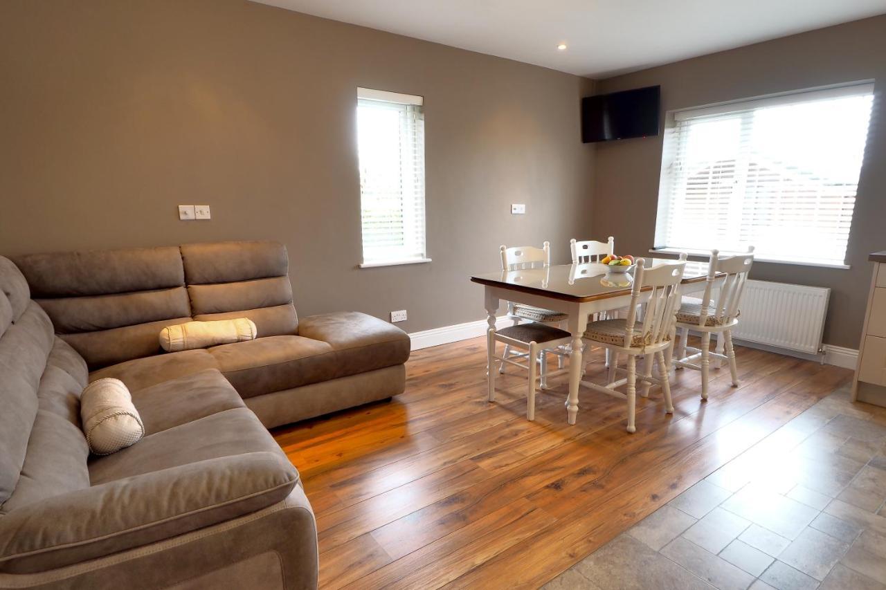 Hillcrest Luxury Apartment Килръш Екстериор снимка